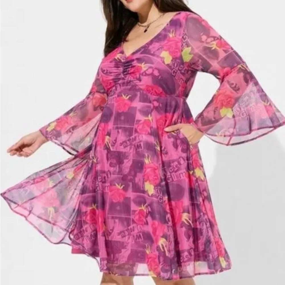 NWT Torrid x Betsey Johnson Mini Mesh Bell Sleeve Dress, Size 2 (2X / 18-20) - Picture 3 of 13